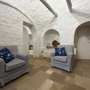 Trullo con 2 Camere da Letto